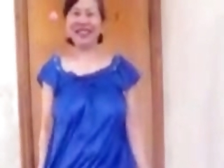 Chinese MILF Smiley